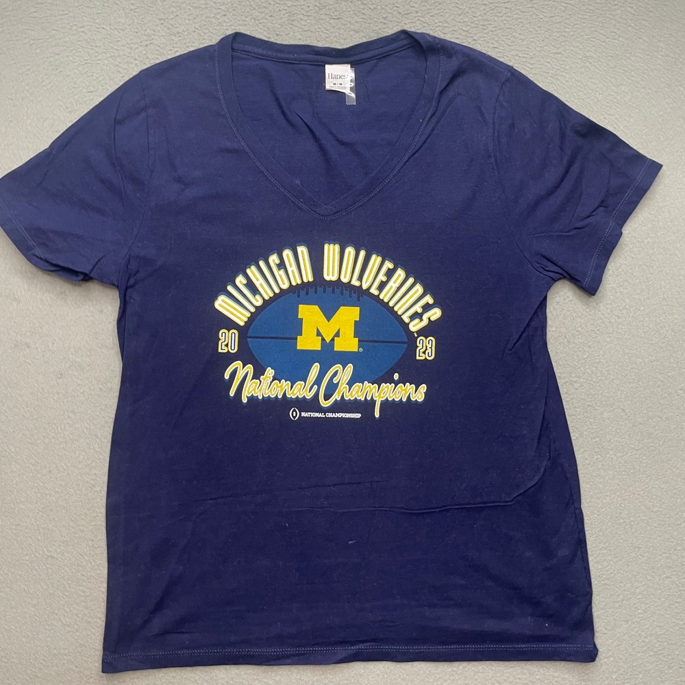 Hanes Women T-Shirt 100% Cotton M Michigan Wolverines 2023 National Champions